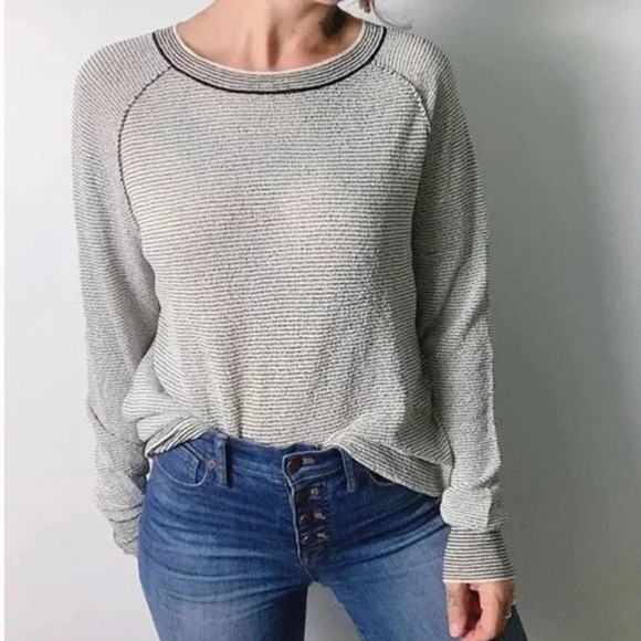 Theory Womens Gray/white stripe Crimp Knit long sleeve Pullover Top - Picture 1 of 8